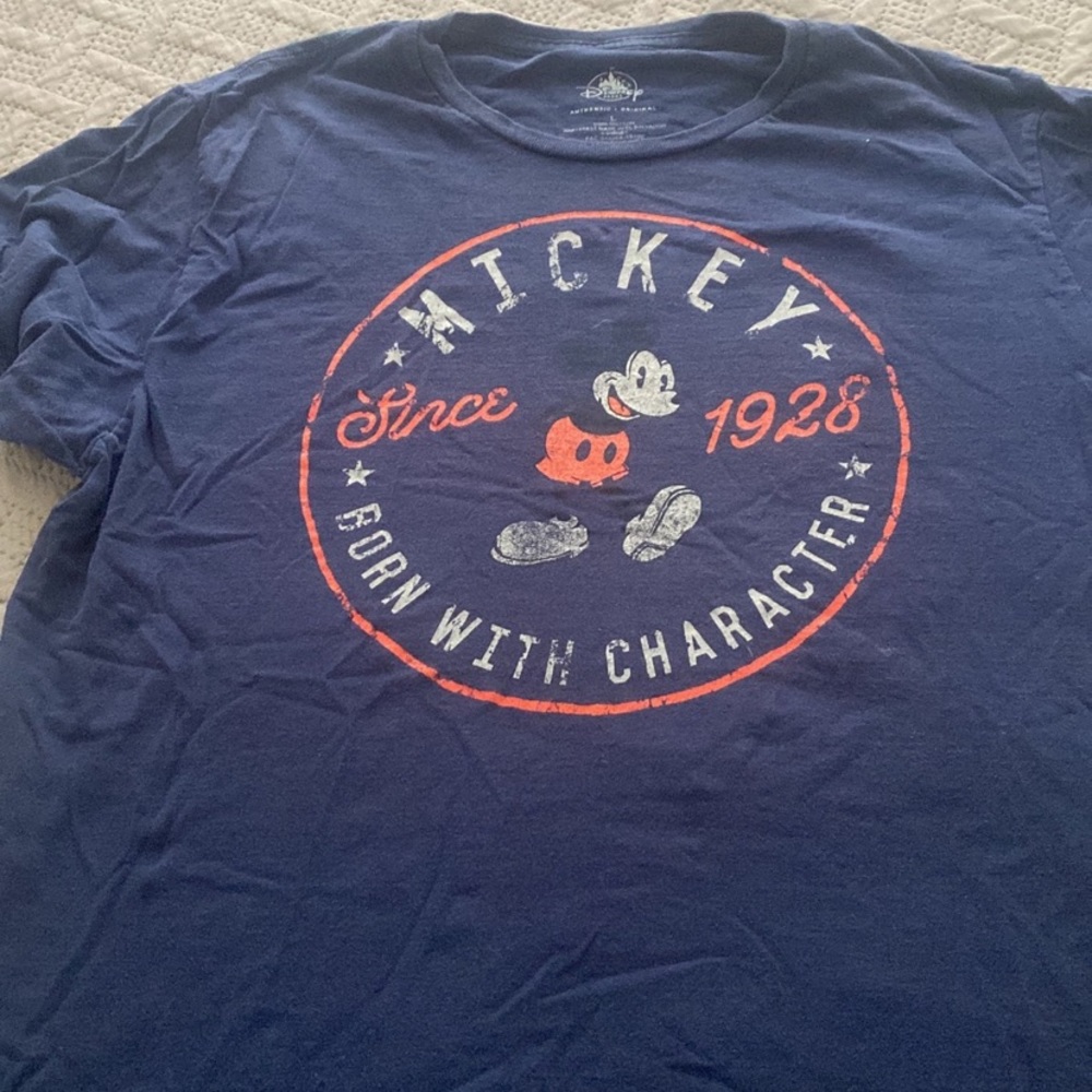Large Disney shirt